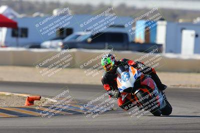 media/Dec-18-2022-SoCal Trackdays (Sun) [[8099a50955]]/Turn 2 (950am)/